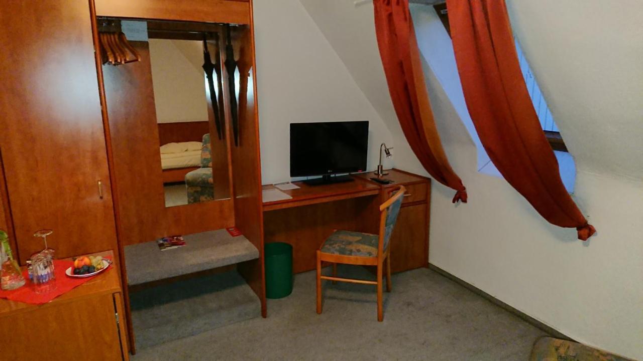ורניגרוד Garni-Hotel Alt Wernigeroeder Hof מראה חיצוני תמונה